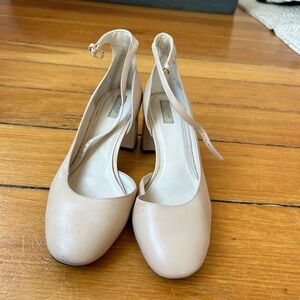 Cole Haan Nude Leather Pumps